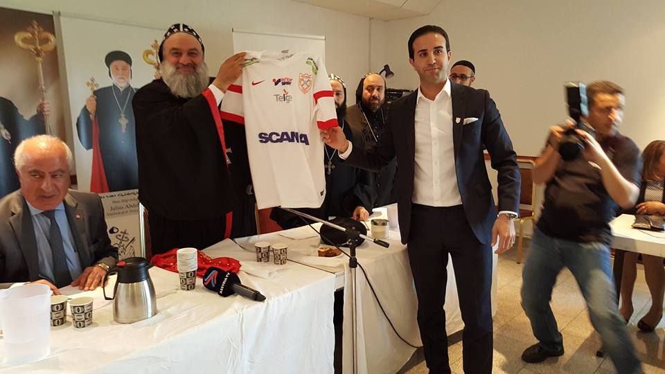 Därför är Assyriska i ekonomisk kris